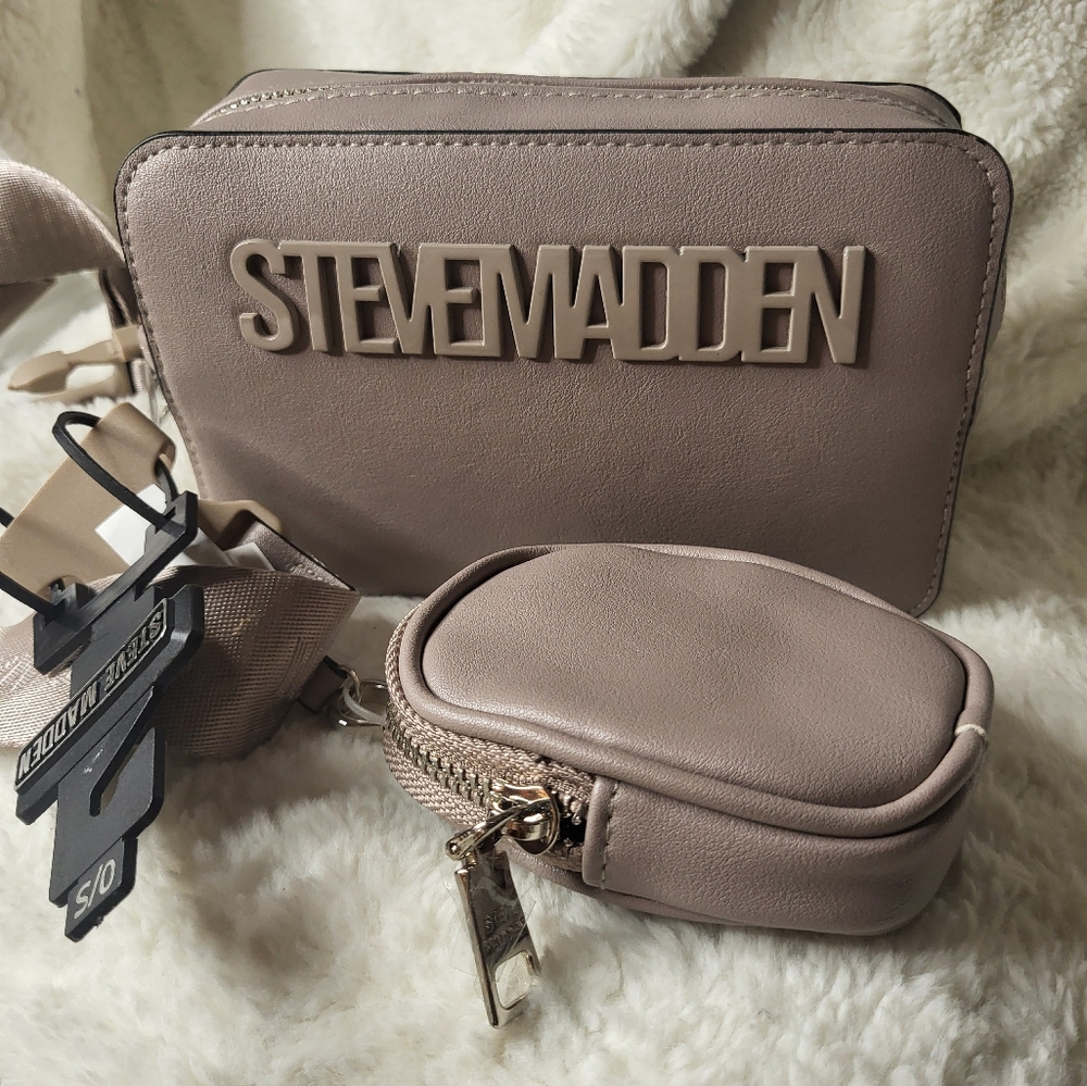Steve Madden Mushroom Brown Fanny Pack Belt Bag Crossbody w/ AirPod w/Tag (new)